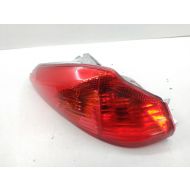 PIAGGIO X7 125 LAMPA TYŁ LEWA - lampa_lewy_tyl_lewa_piaggio_x7_125_moto-szrot.pl__uzywane_czesci_do_motocukli_i_skuterow_lubelskie_lublin_ninja_serwis_wesola_14__(3285)[1].jpg